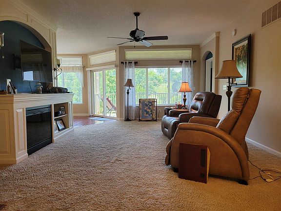 4th image of 2315 Twelve Oaks Dr #201