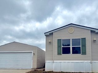 7235 Kensington Dr E #107, Fort Wayne, IN 46818