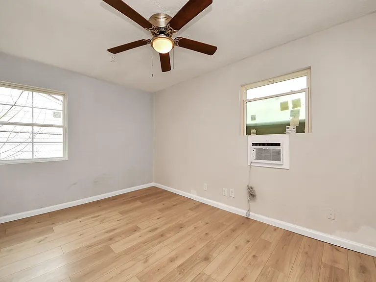 10506 Sierra Dr — Photo 26