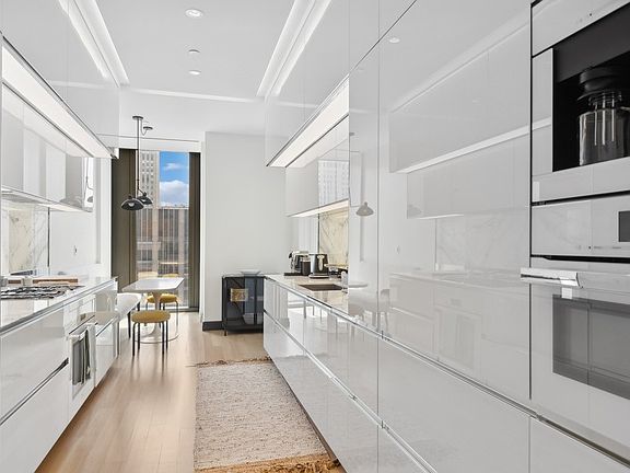 5th image of 53 53rd St #52B
