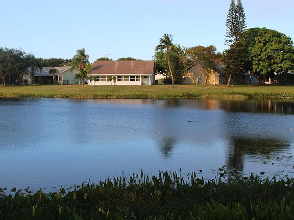 5th image of 1771 Banyan Creek Cir N