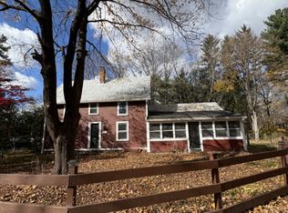 90 Belchertown Rd, Amherst, MA 01002