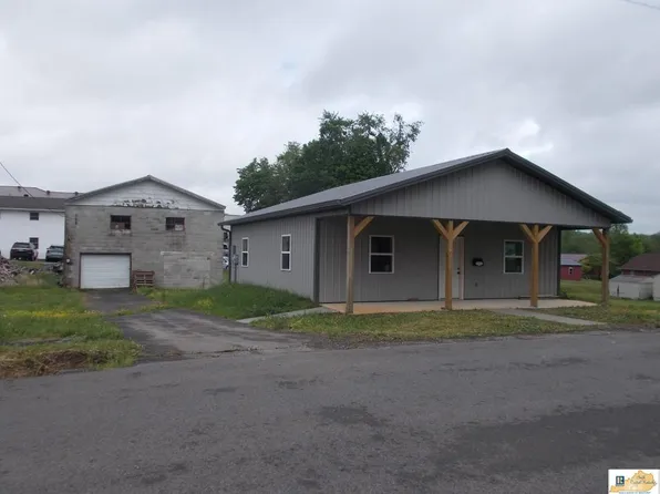 104 E Hollywood St, Tompkinsville, KY 42167