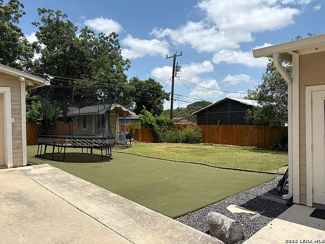737 Morningside Dr — Photo 30