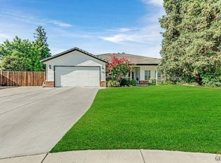 9706 Jersey Bounce Dr, Bakersfield, CA