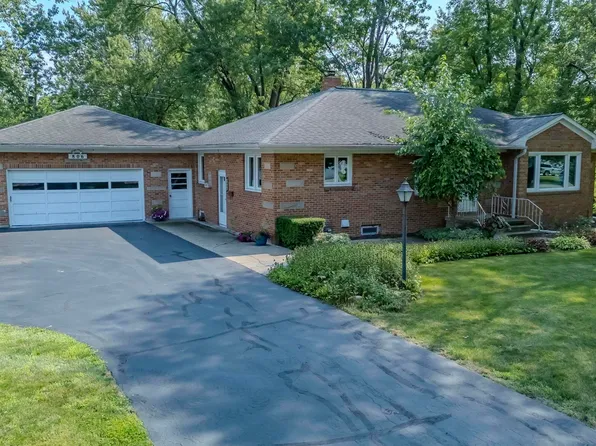 806 Riverview Dr, Bluffton, IN 46714