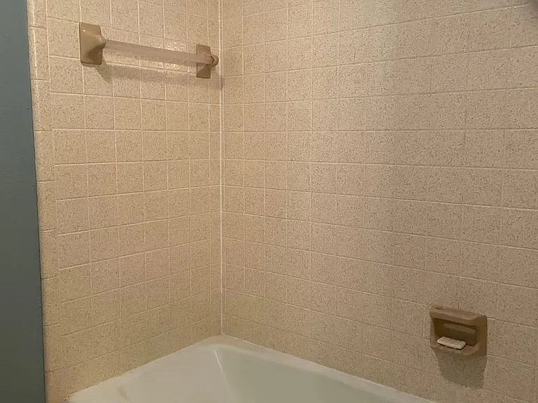 1360 Poppy Ln — Photo 17