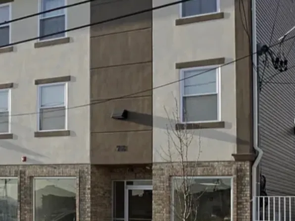 70 Livingston St APT 1D, Elizabethport, NJ 07206