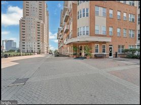 23 Pierside Dr, Baltimore, MD