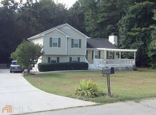 15 Deerfield Ln, Carrollton, GA 30116