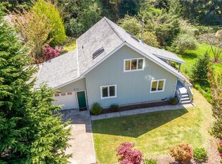 585 NW Estate Dr, Seal Rock, OR 97376