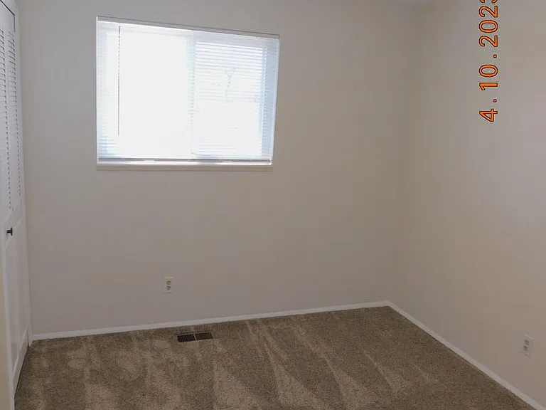 9439 W Burgundy Ave — Photo 11