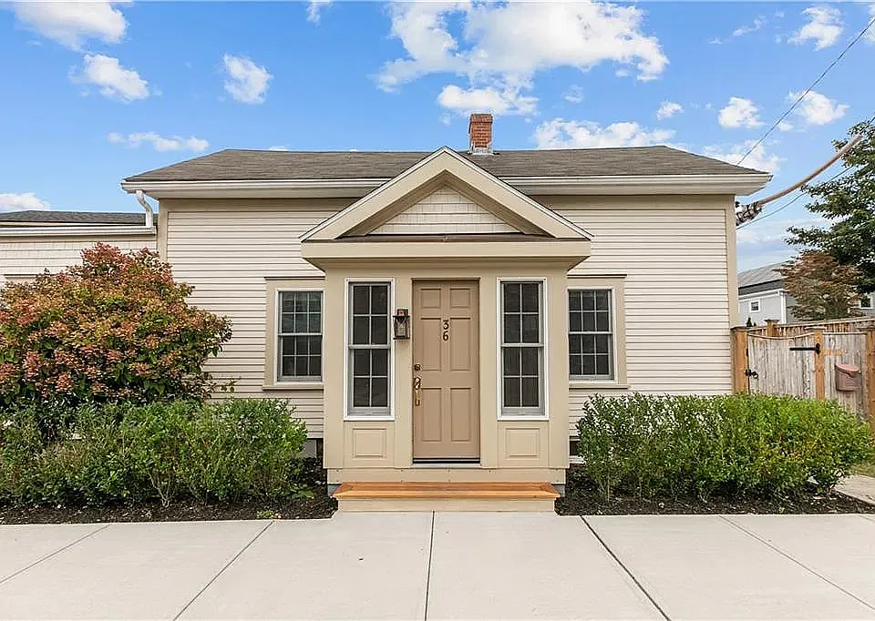 36 Connection St