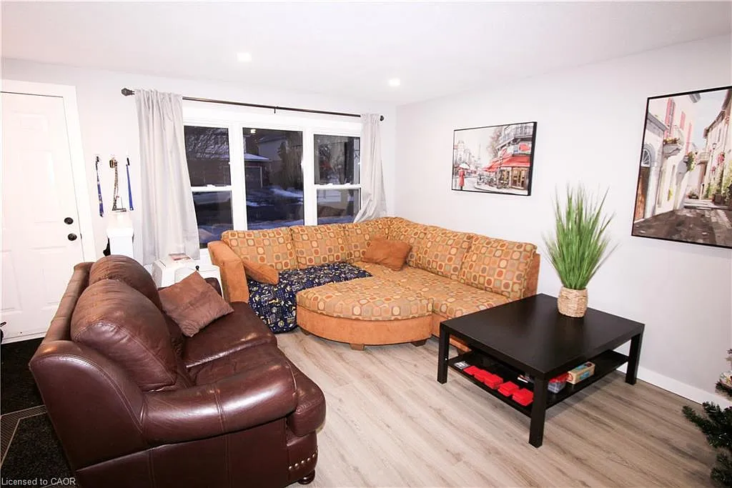 Building Photo - 67 Karen Walk #UPPER
