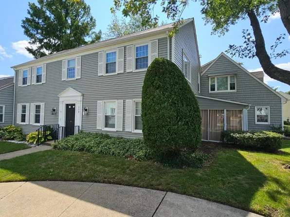 95 N Gloucester Way #B, Monroe Township, NJ 08831