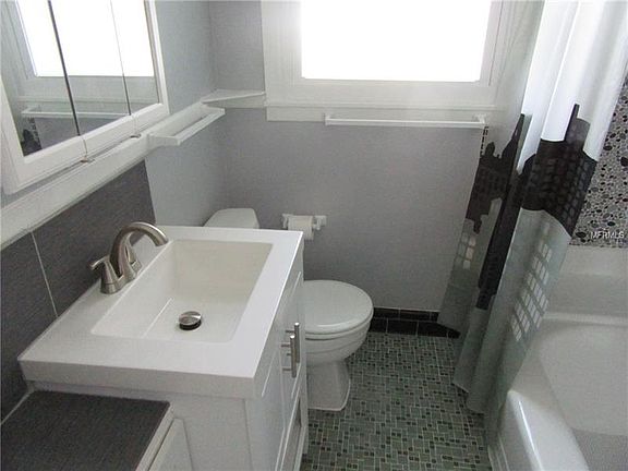 5th image of 5141 3rd Ave N