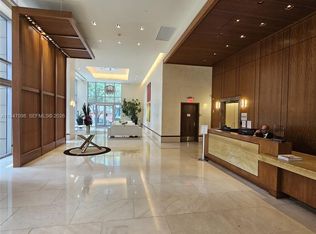 Avenue 1060, Miami, FL 33131