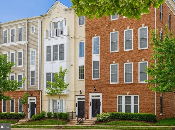 14782 Potomac Branch Dr, Woodbridge, VA 22191