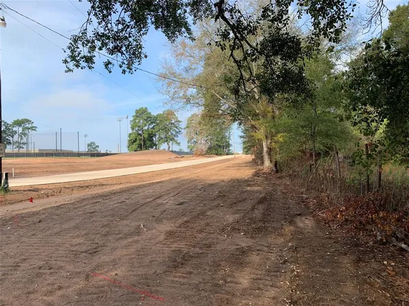 2865 Mccowan, Shenandoah, TX 77385