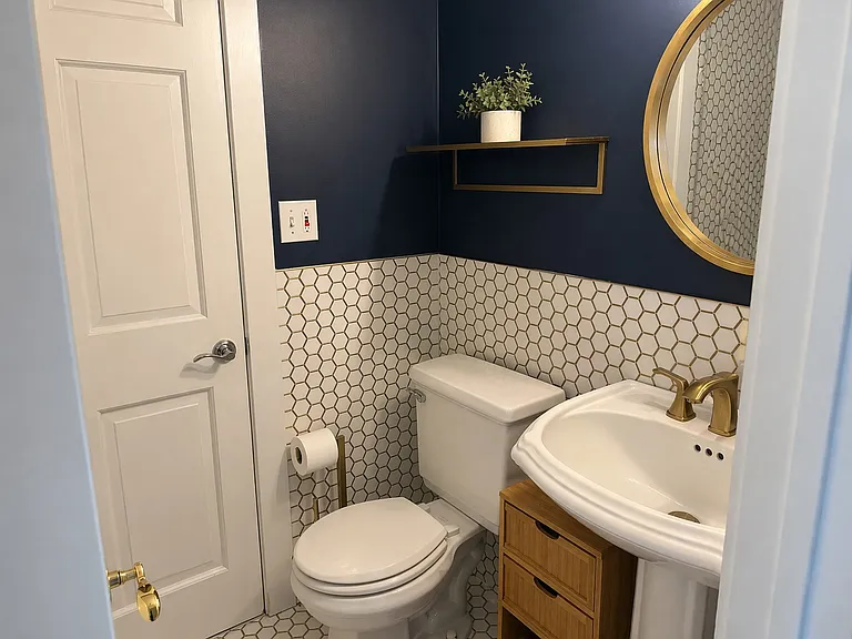 En-suite bath of Bedroom #2.