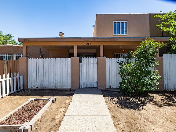 2nd image of 208 La Vida Nueva Del Oeste SW