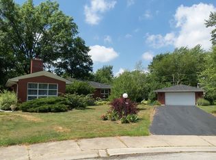 2726 Link Ct, Flossmoor, IL 60422