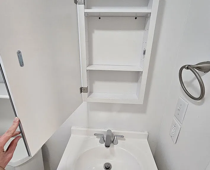 441 Cecil Ave — Photo 30