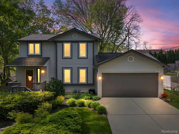 191 Boston Ave, Lake Orion, MI 48362