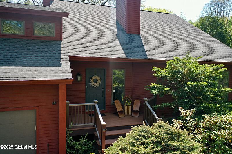 3rd image of 11 Orchard Park Drive