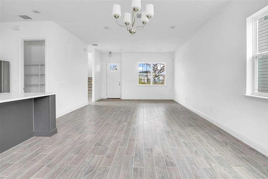 1 bed, 624 sqft, $1,500 — Photo 4