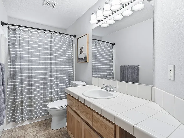 17318 SW Galewood Dr — Photo 25