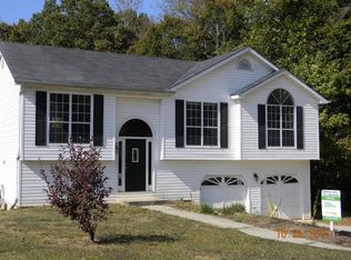 3807 Stoney Creek Dr, Flowery Branch, GA 30542