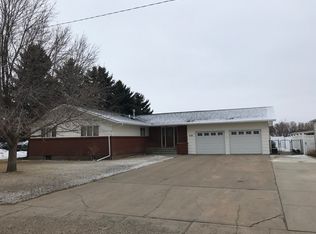 318 14th Ave SW, Sidney, MT 59270