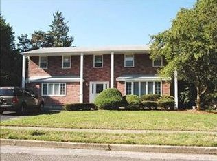 2 Rosanne Ct, Nesconset, NY 11767