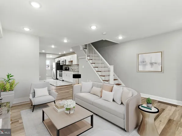 6507 Theodore St, Philadelphia, PA 19142
