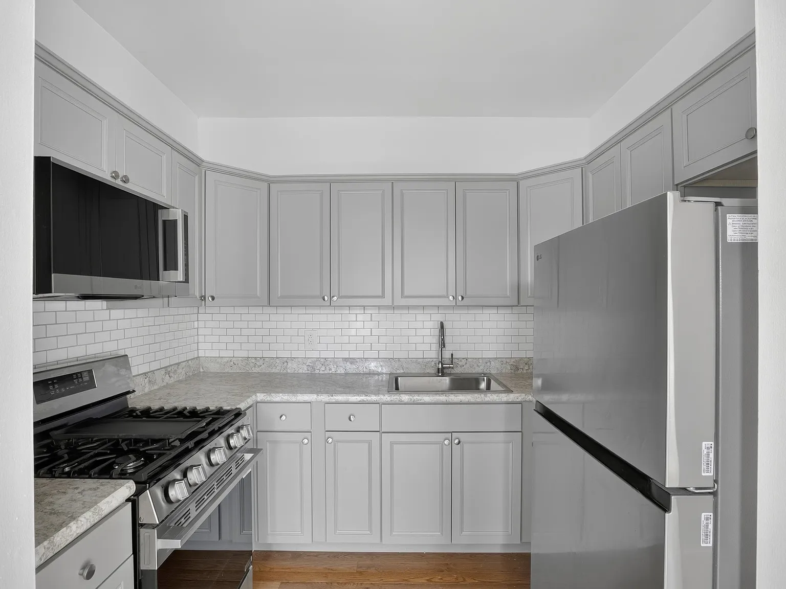 Studio, $1,700 — Photo 4