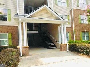 8302 Fairington Ridge Cir, Lithonia, GA 30038