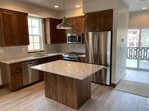 328 Silverpine Dr #328