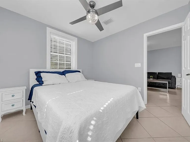 2750 Manorca Ave #A — Photo 16