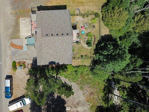 3rd image of 32600 J Place