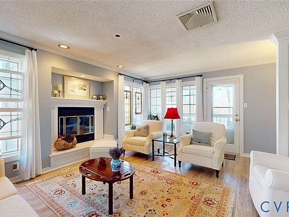 4th image of 24 Spinnaker Cove Dr
