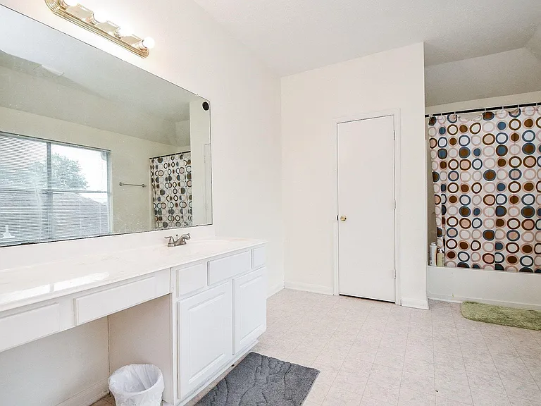 9641 Weldridge Dr — Photo 25