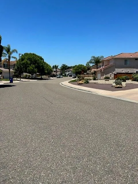 3 bed, 3000 sqft, $4,150 — Photo 4