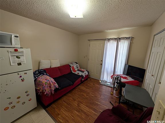 4th image of 1142-1146 Angus Street