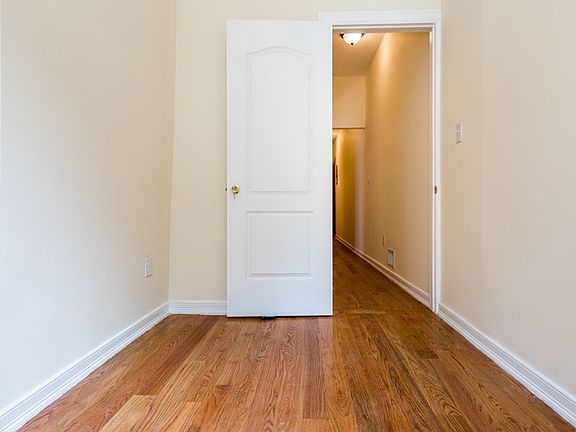 2nd image of 870 Hart St #1S