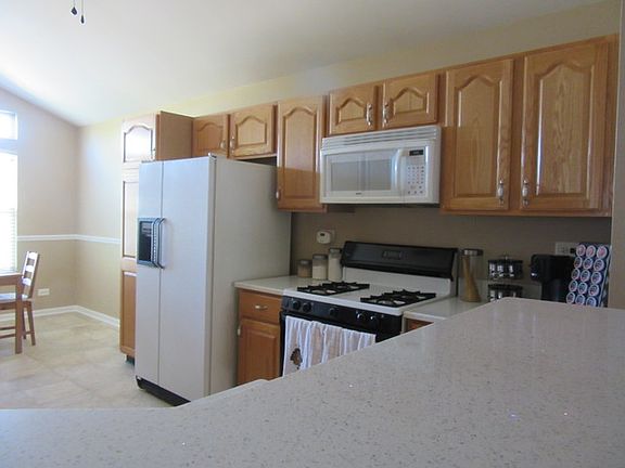 5th image of 1021 Huntington Dr