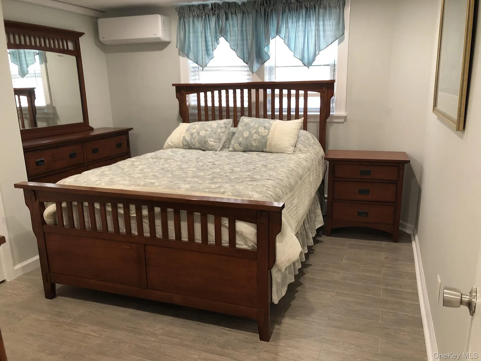 2 bed, 1.0 bath, 850 sqft, $3,500 — Photo 4