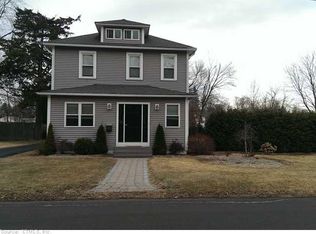 14 3rd St, Windsor Locks, CT 06096