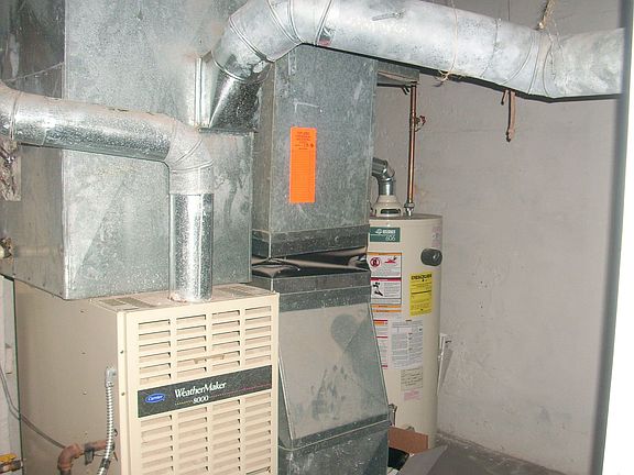 3rd image of 43 W Norman Ave