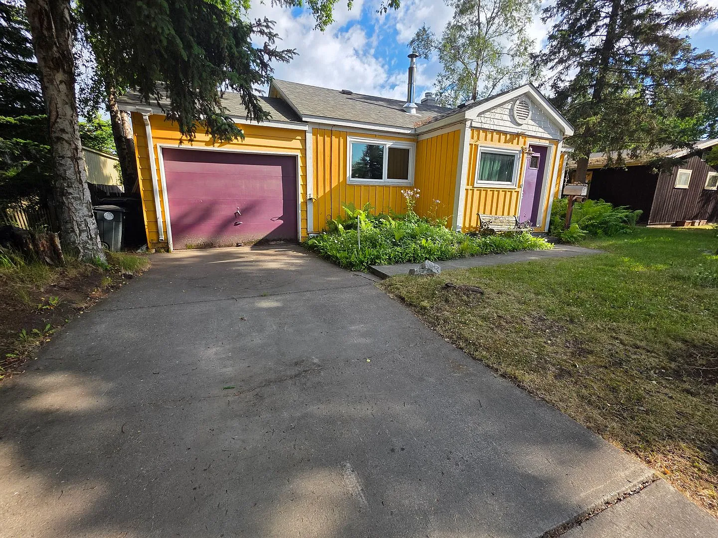 2 Bedroom Home Near Jber, Uaa, Hospitals — Photo 1